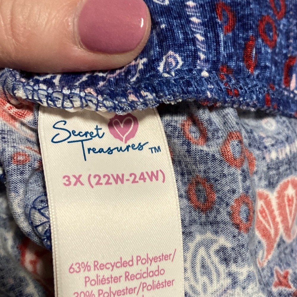 Blue and Red Paisley Bandana print 2 piece pajama sets - Picture 9 of 9